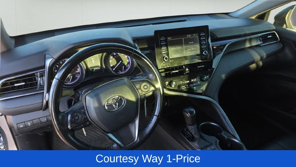 Used 2022 Silver Toyota SE image 13