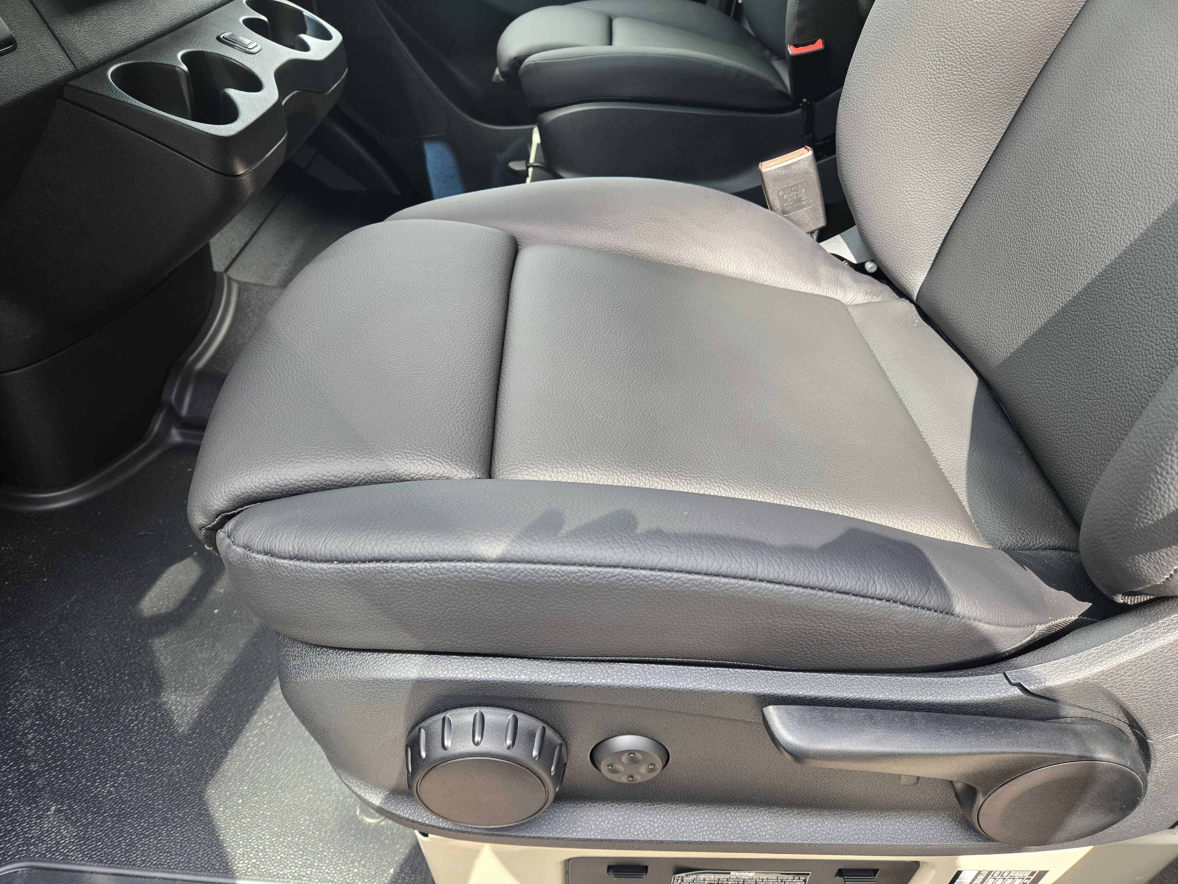New 2026 Pebble Gray Mercedes-Benz Crew 170 WB image 19