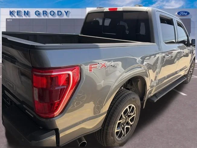 Used 2023 Gray Ford XLT image 5