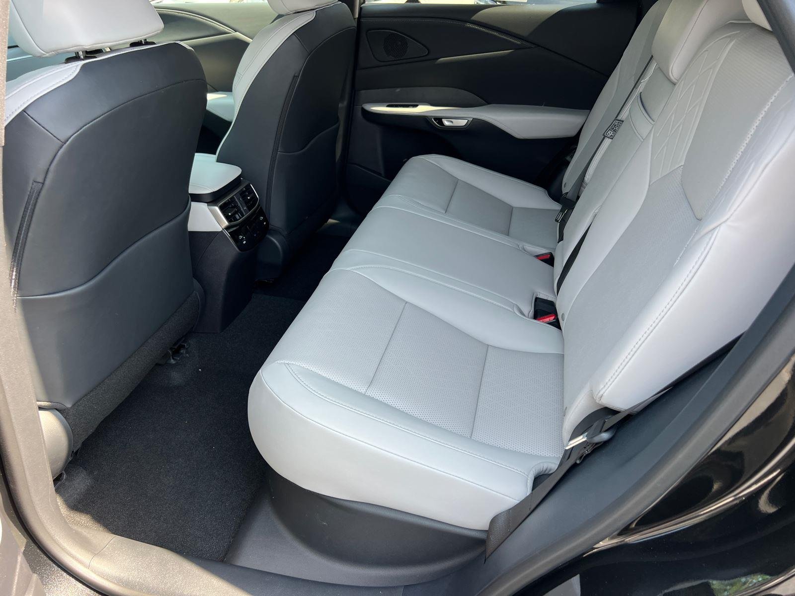 2026 Lexus RX 350 Premium - Photo 15
