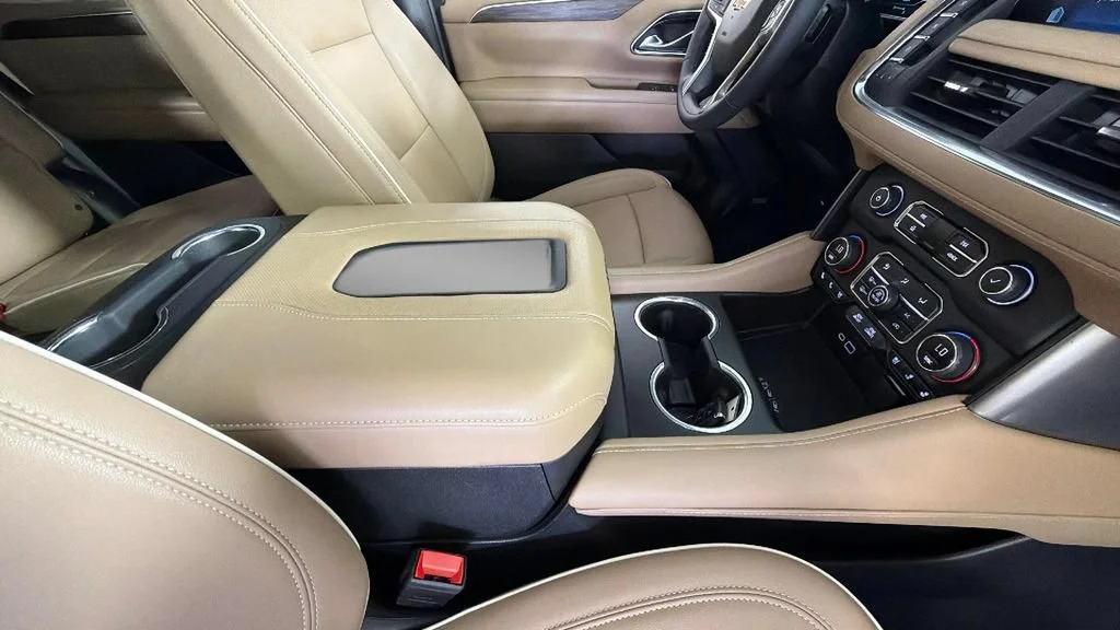 Used 2023 Iridescent Pearl Tricoat Chevrolet Premier image 38
