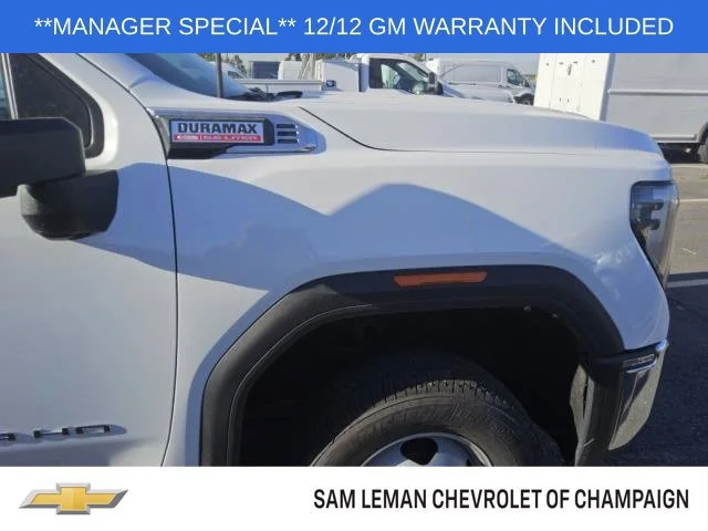 2025 GMC Sierra 3500 Chassis Cab