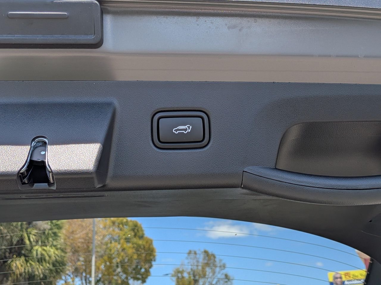 New 2026 Ecotronic Gray Hyundai SEL Plus FWD image 11