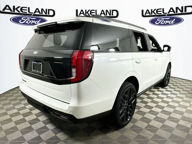 New 2027 White Ford Platinum image 3