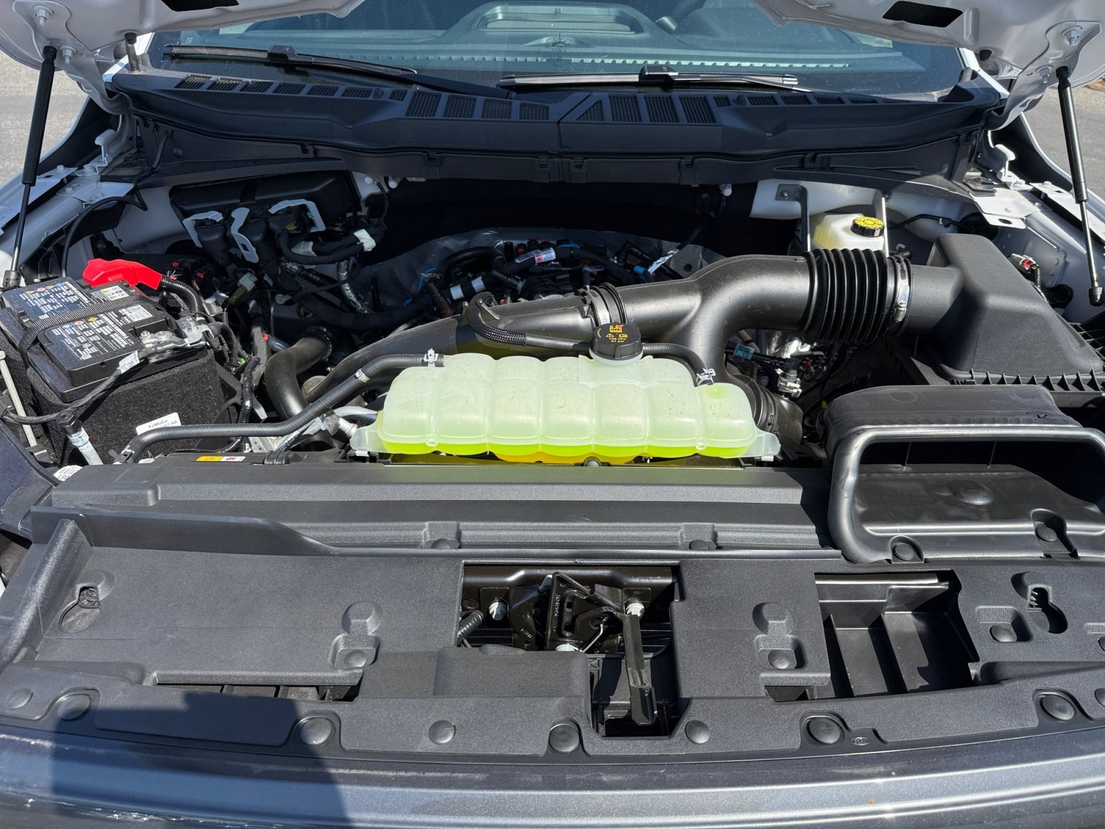 New 2026 Oxford White Ford STX image 20