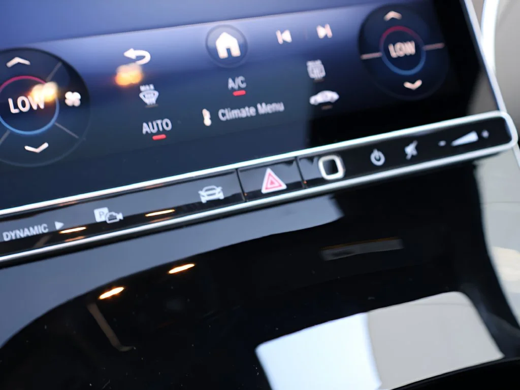 New 2027 Grey831 Mercedes-Benz GLC 300 image 30