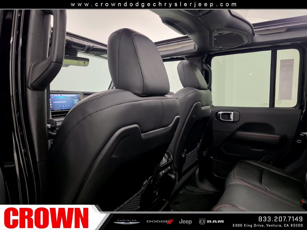 New 2027 Black Clear-Coat Paint Jeep  image 18