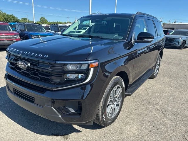 2026 Ford Expedition Active 4x4's photo