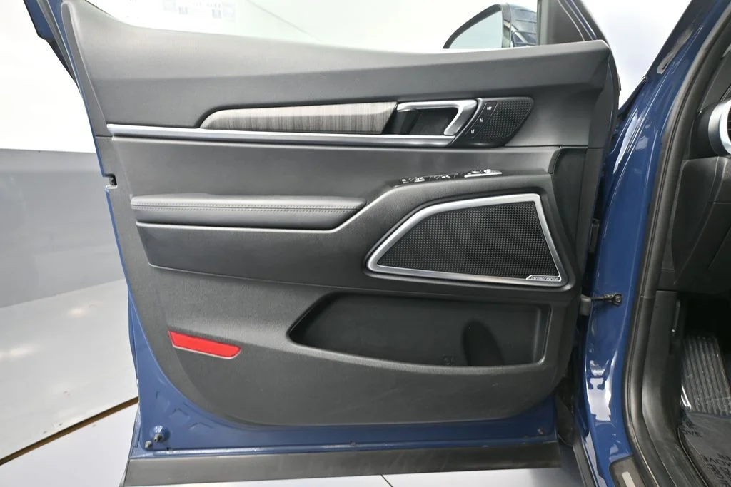 Used 2023 Blue Kia SX-Prestige image 13