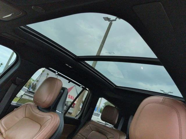 Certified Used 2023 Red Metallic Lincoln Reserve image 20