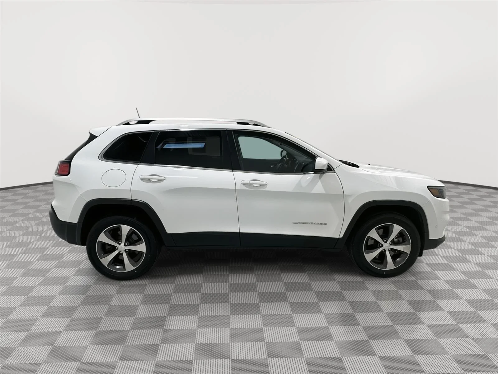 Used 2019 Bright White Clearcoat Jeep Limited image 6