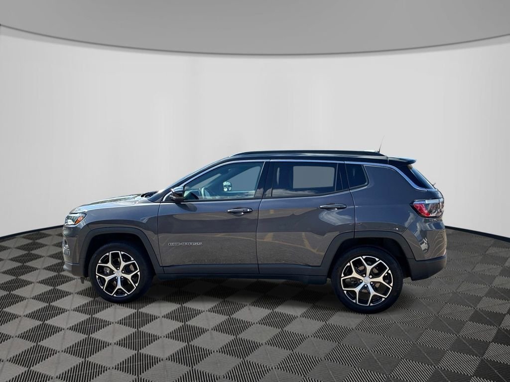 Used 2024 Gray Jeep Limited image 4