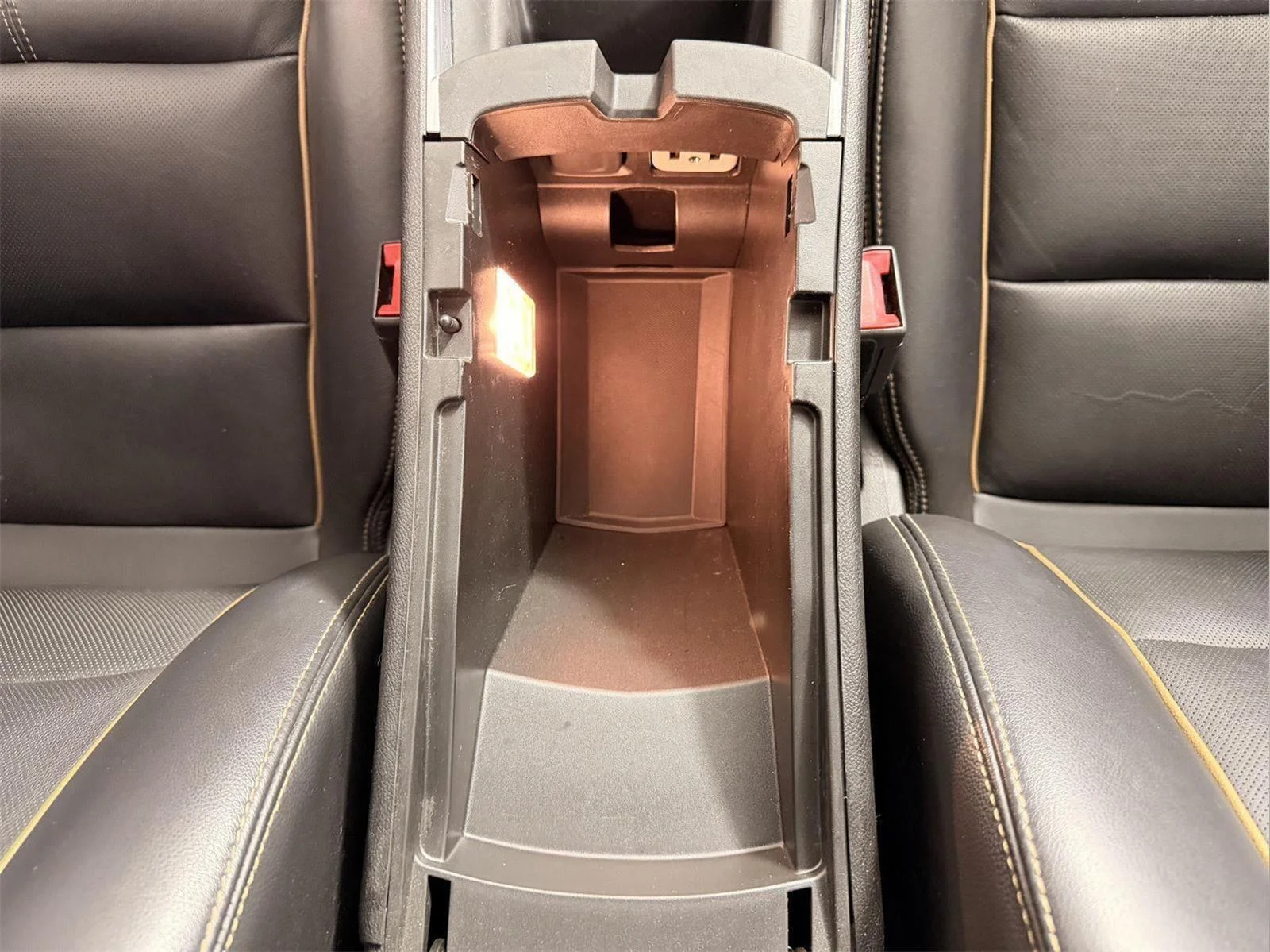 Used 2018 MOSAIC BLACK METALLIC Chevrolet Premier image 35