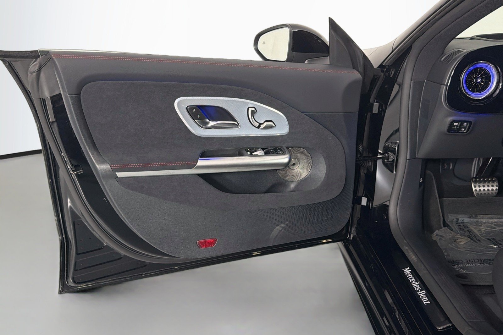 New 2027 Night Black Mercedes-Benz CLA 220 Hybrid image 20