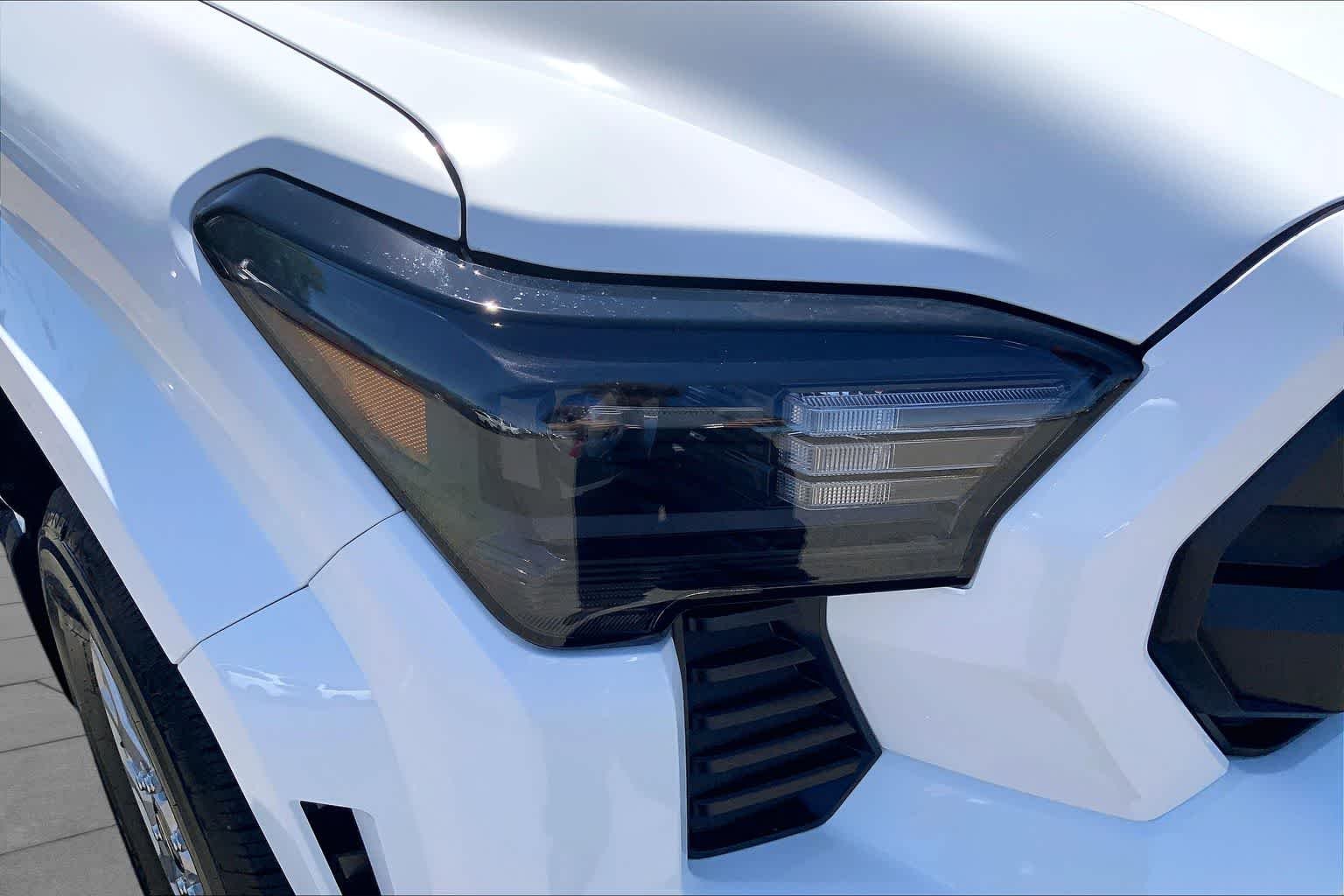 New 2026 Ice Cap Toyota SR5 image 13
