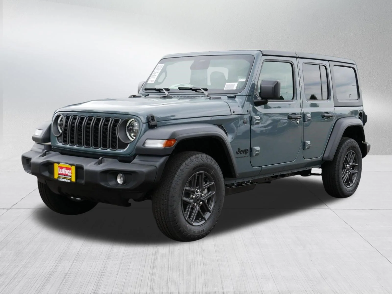 New 2026 Anvil Clear-Coat Exterior Paint Jeep Sport S image 3