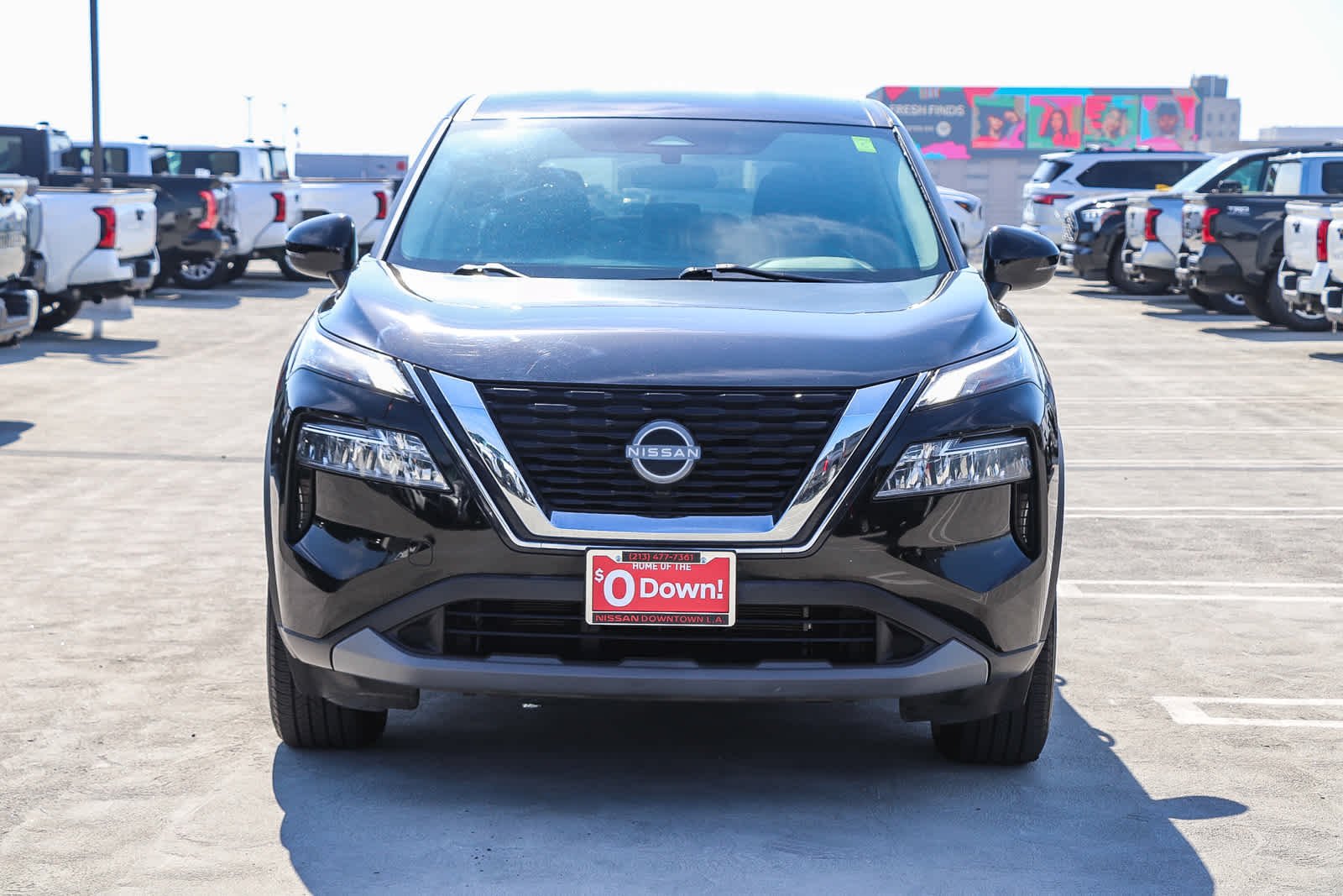 Used 2022 Super Black Nissan SV image 2