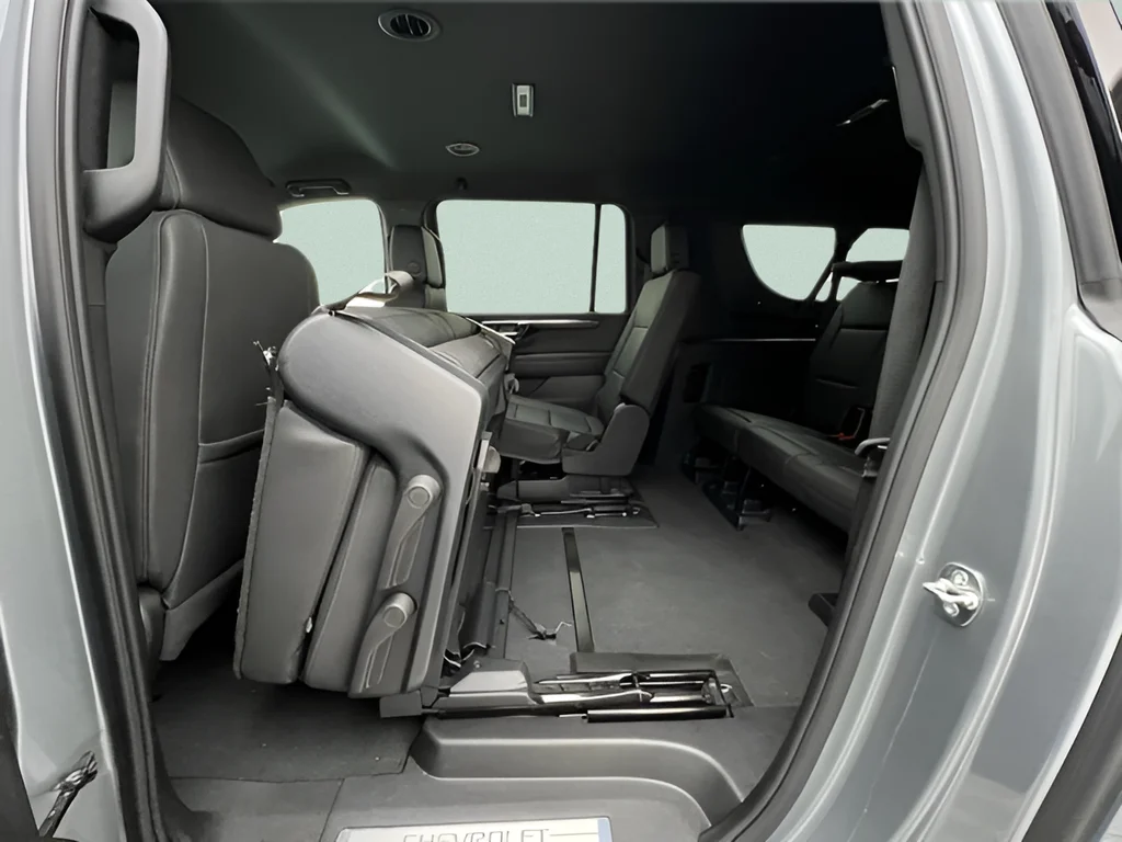 Used 2025 Sterling Gray Metallic Chevrolet Z71 image 30