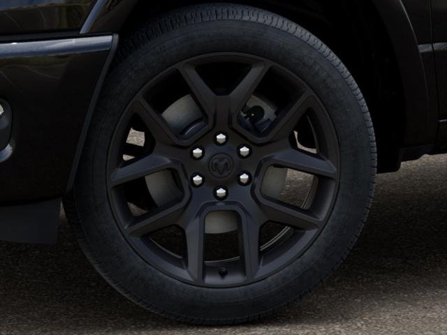 New 2026 Diamond Black Crystal Pearl-Coat Exterior Paint RAM Laramie image 34
