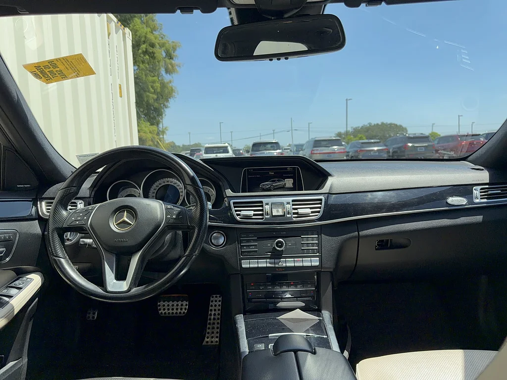 Used 2016 designo Diamond White Metallic Mercedes-Benz E 350 image 3