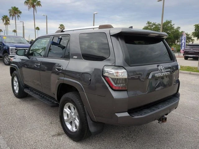 Used 2021 Gray Toyota SR5 image 6