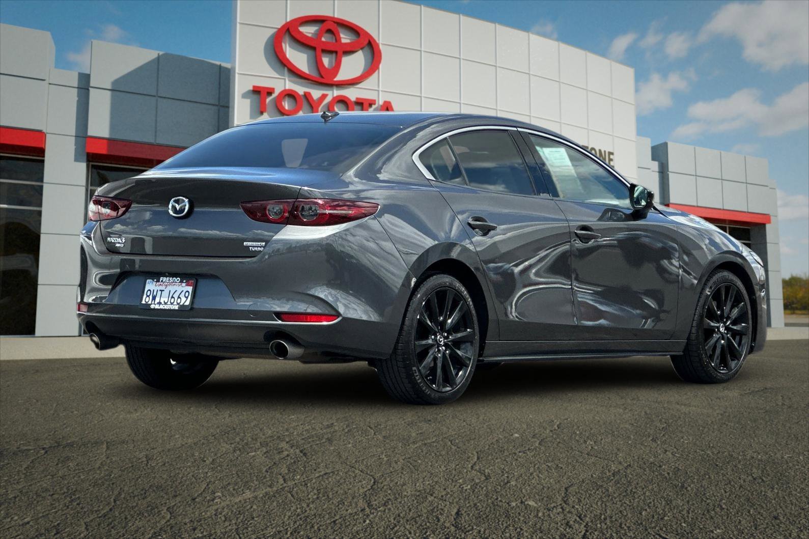 Used 2021 Machine Gray Metallic Mazda 2.5 Turbo image 3