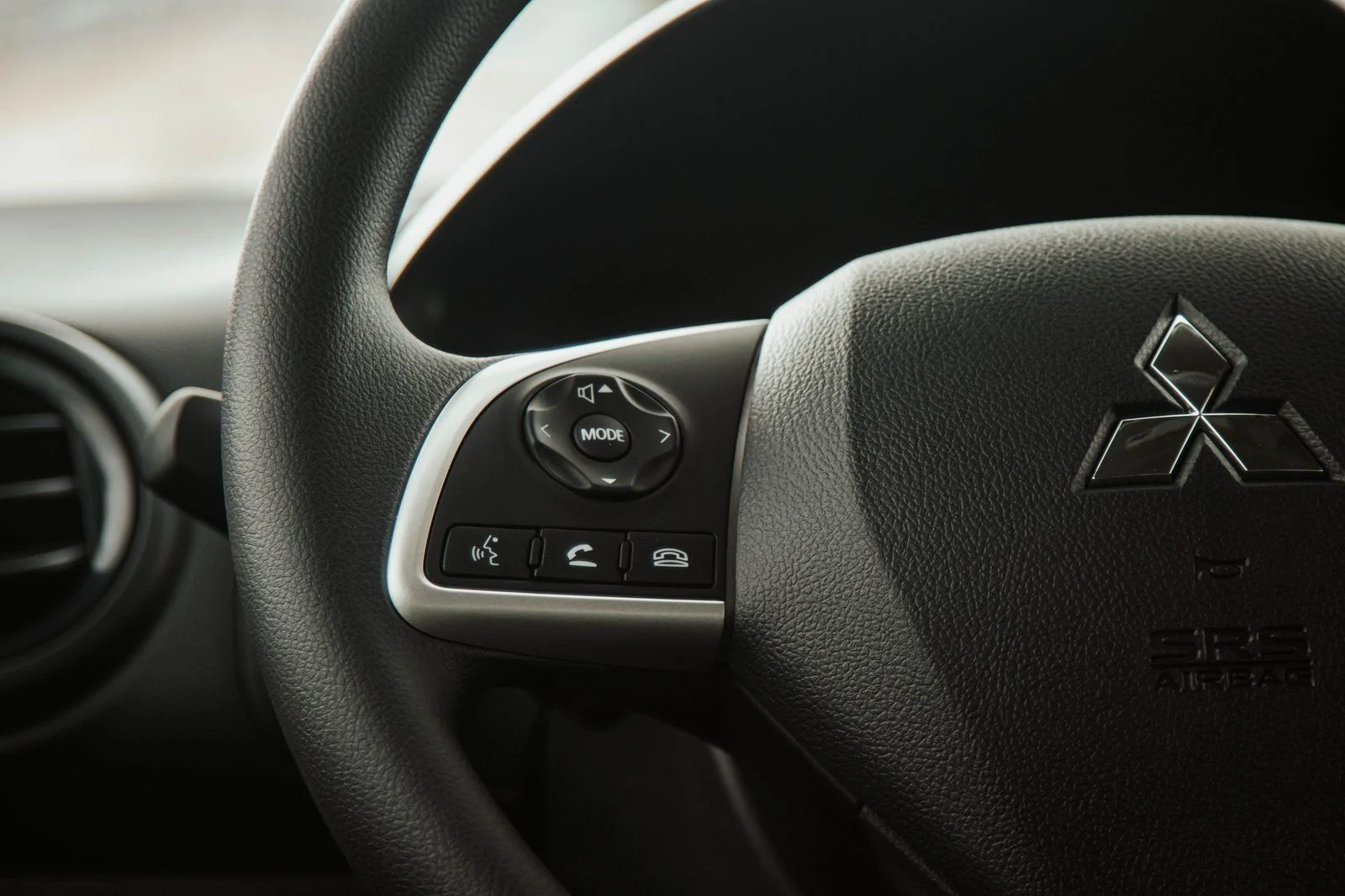 2024 Mitsubishi Mirage G4 ES - Photo 18