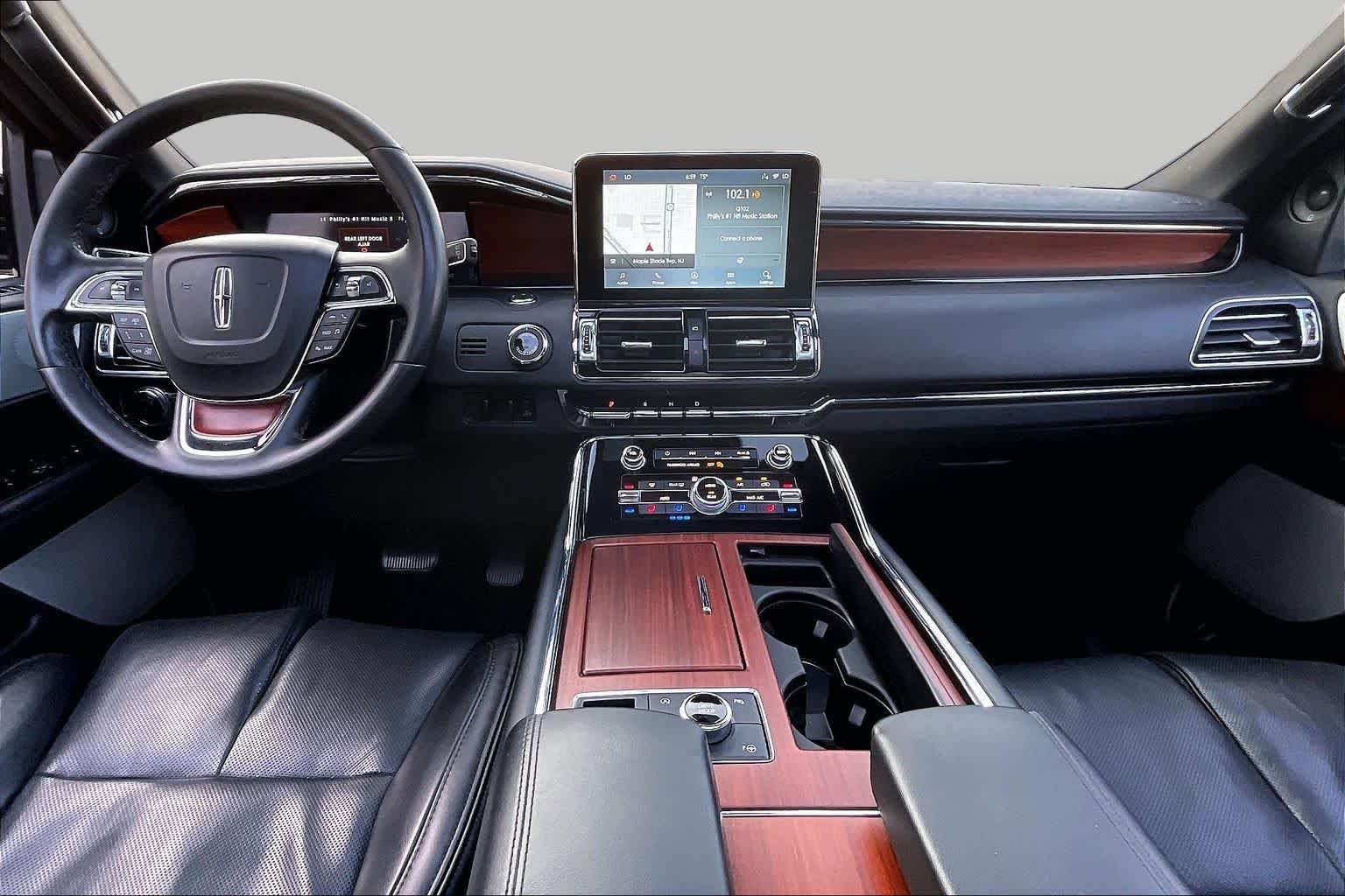 Used 2021 Infinite Black Lincoln Reserve image 15