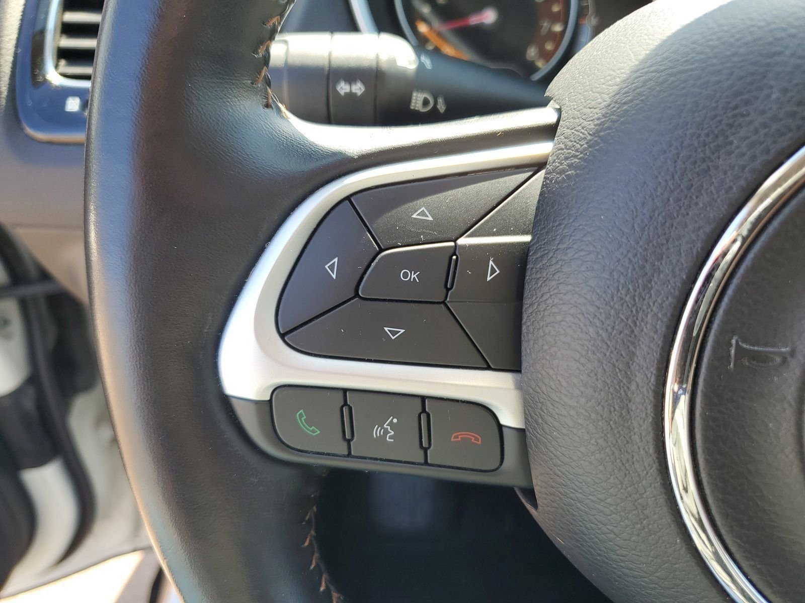 Used 2020 White Jeep Limited image 19