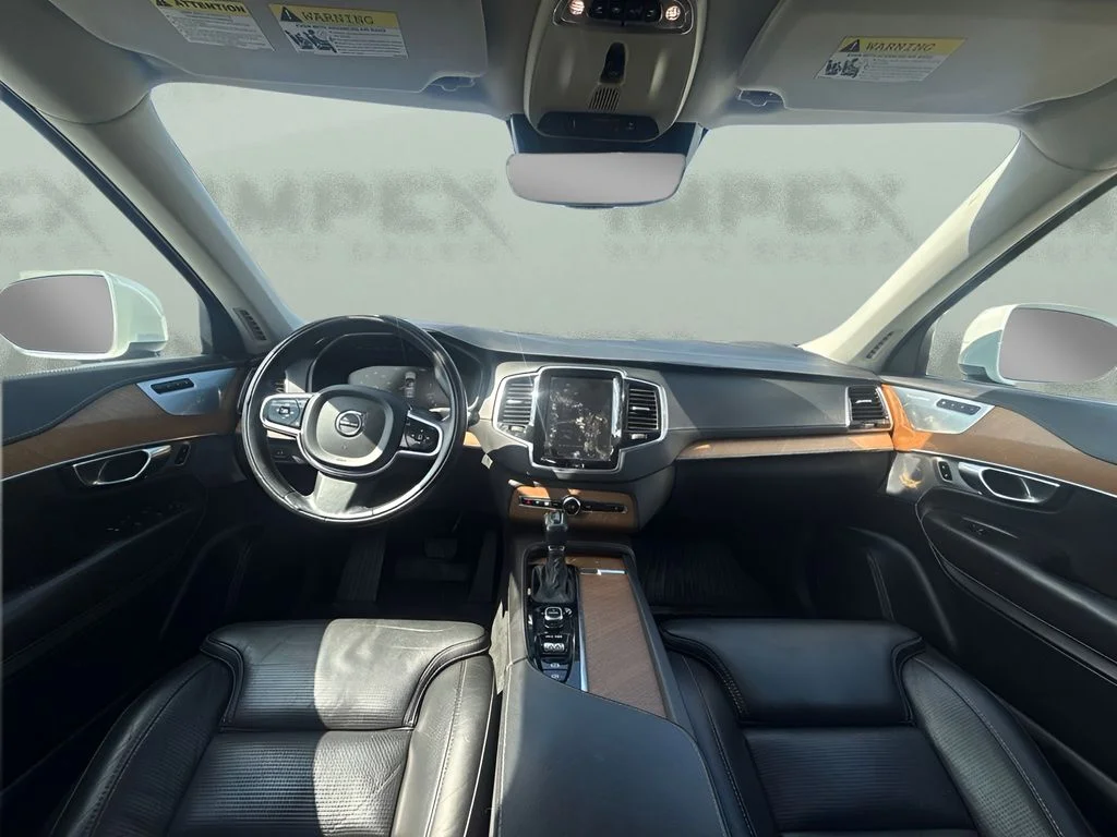 Used 2017 White Volvo T6 Inscription image 13