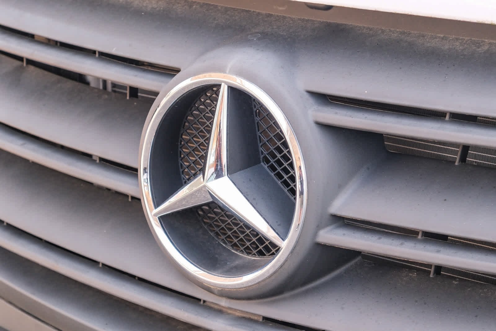 New 2025 Arctic+White Mercedes-Benz Cargo 144 WB  RWD 2.0L 4-Cylinder image 27
