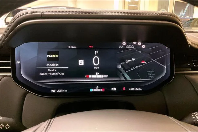 Used 2023 Black Land Rover First Edition image 20