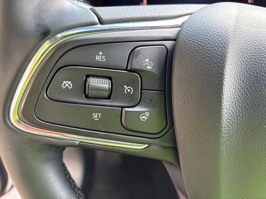 Used 2025 White Buick Avenir image 14