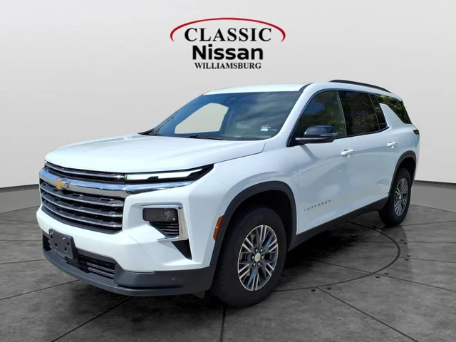2025 Chevrolet Traverse AWD LT