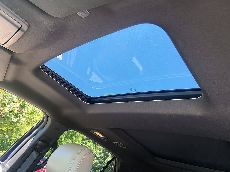 Used 2015 Blue Metallic Ford XLT image 17