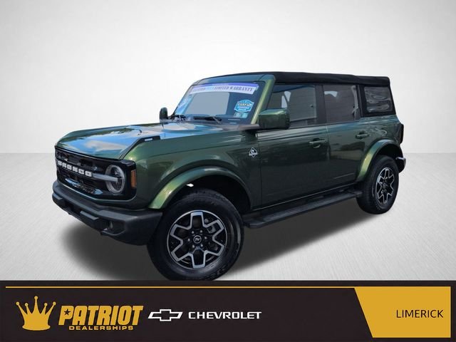 Used 2022 Green Ford Outer Banks image 1