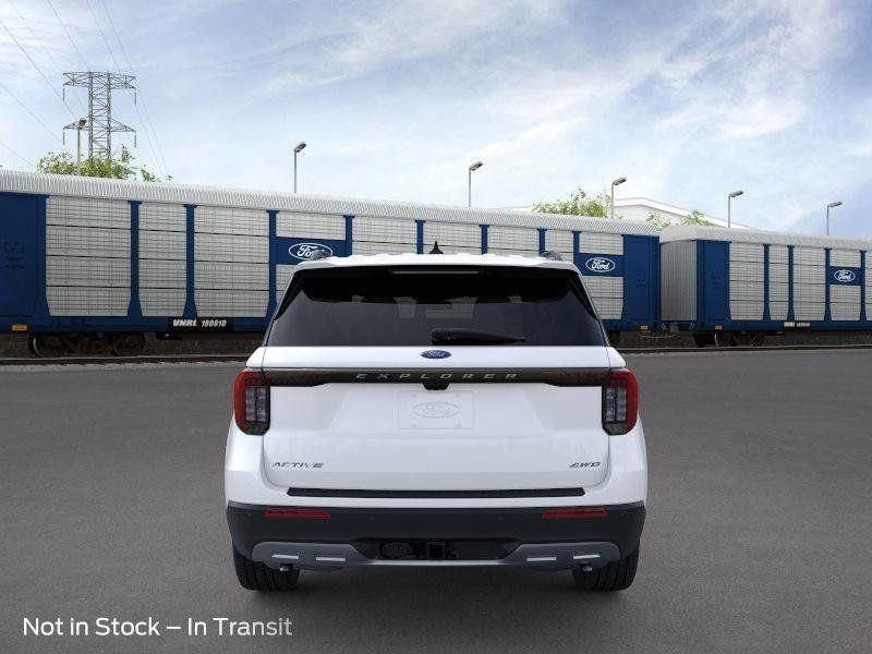 New 2026 Star White Metallic Tri-Coat Ford Active image 6