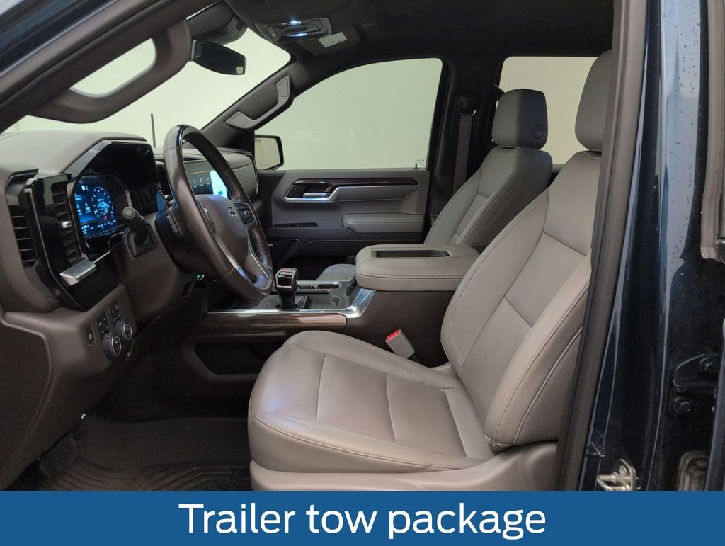 Certified Used 2022 Blue Chevrolet LT Trail Boss image 4