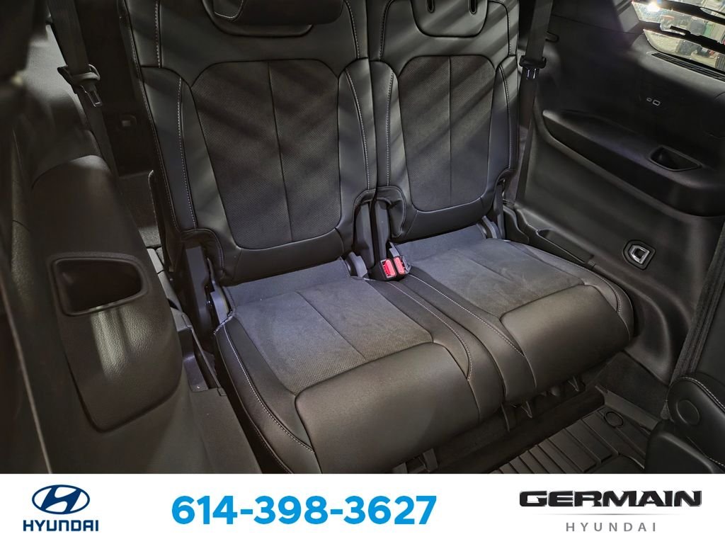 Used 2024 Red Jeep Altitude X image 19