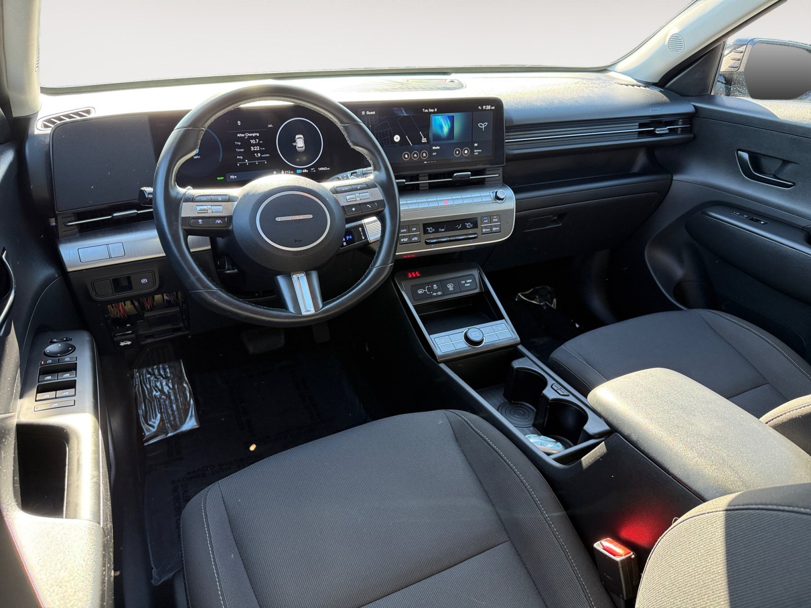 Used 2024 Abyss Black Hyundai SEL image 15