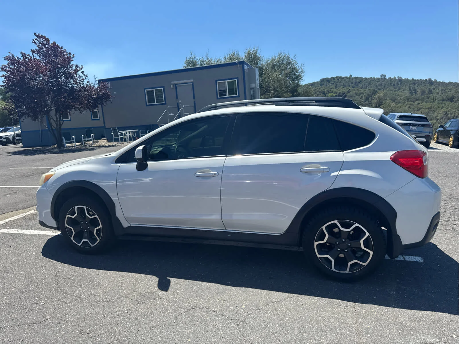 Used 2014 Satin White Pearl Subaru Limited image 8