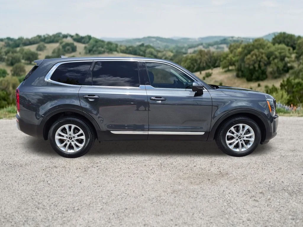 Used 2022 Gray Kia LX image 11