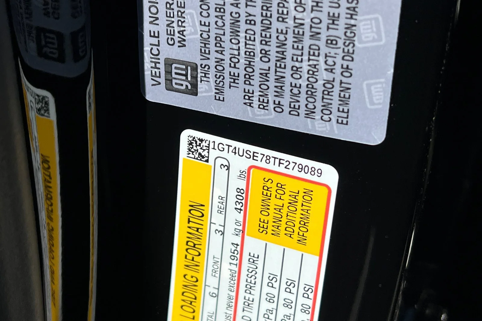 New 2026 Onyx Black GMC Pro image 26