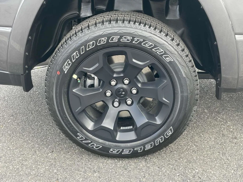 New 2026 Granite Crystal Metallic Clear-Coat Exterior Paint RAM Big Horn/Lone Star image 12