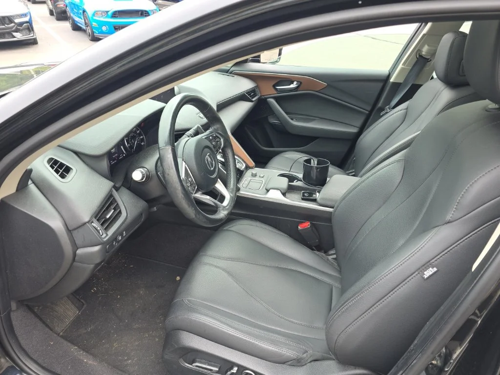 Used 2021 Black Pearl Acura Base image 13