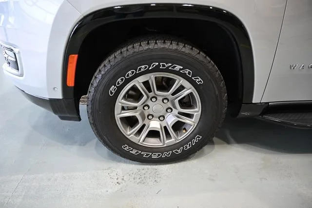 Used 2022  Jeep Series I image 34