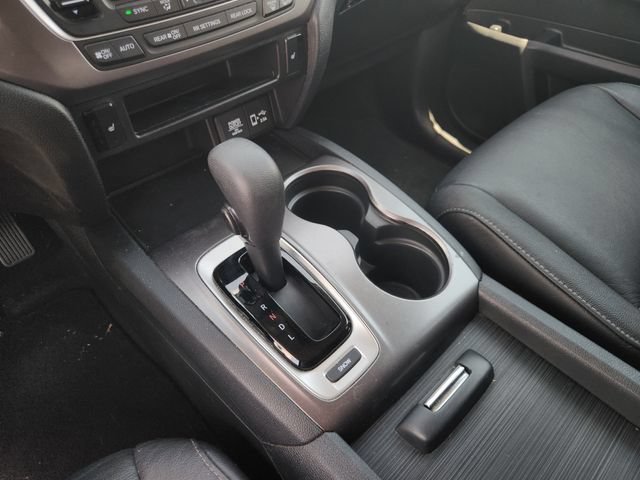 Used 2020 Black Honda 2WD EX-L image 18