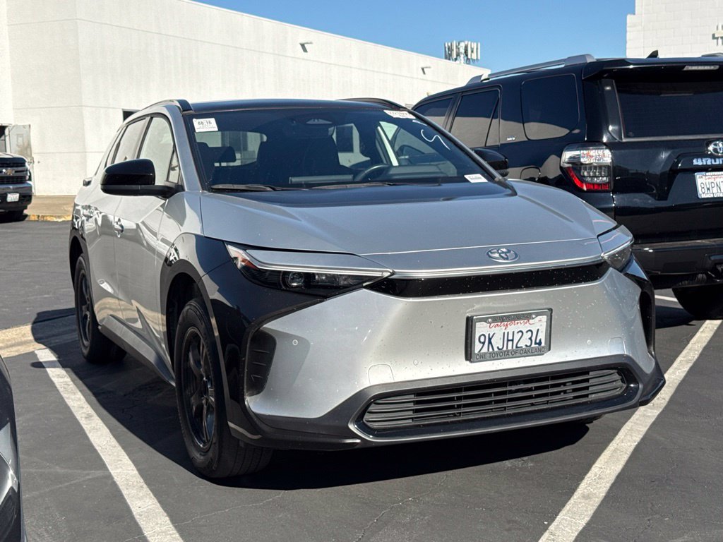 Certified Used 2023 Silver Toyota XLE image 1