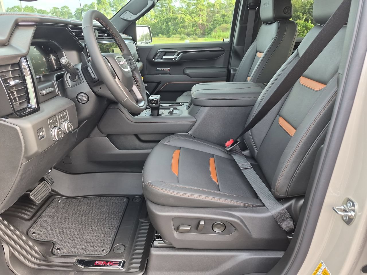 2026 GMC Sierra 1500 AT4 - Photo 18
