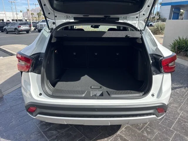 New 2026 White Chevrolet LT image 7